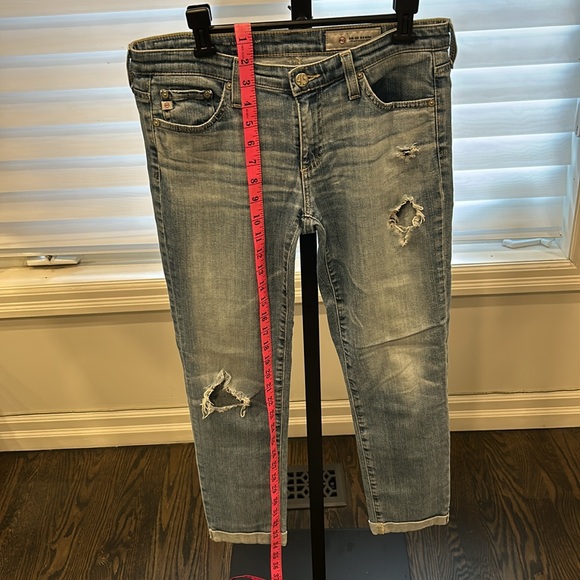 Super soft AG Distressed Light Wash ‘The Stilt’ Roll Up Jeans - Picture 2 of 9